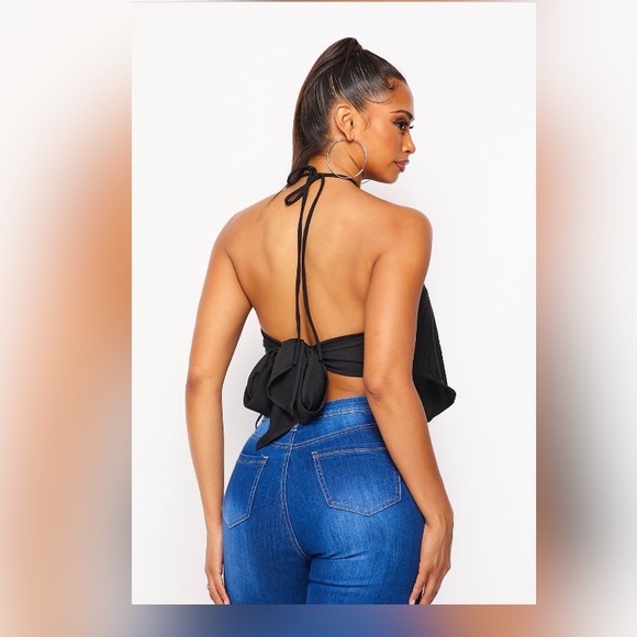 Black halter flouncy top - Picture 2 of 2
